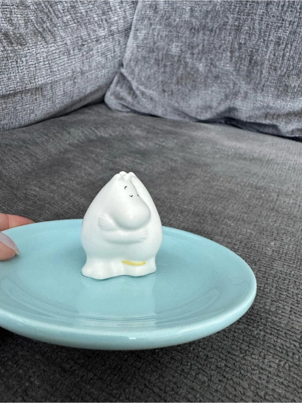 Blue Rim Ceramic Dish with White Character Moomin Hugs Hyppo Characters